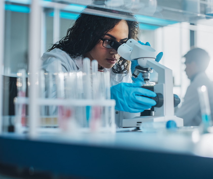 Female Lab Analyst Ref Mats