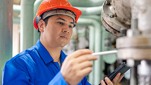 Engineer Grease PTP Homepage GettyImages-2158118576